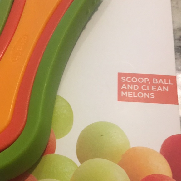 New chef’n melon Baller and fruit scoop set - Picture 4 of 8